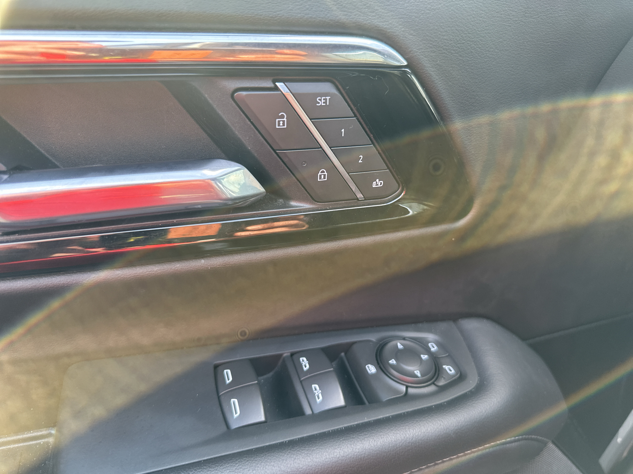 Vehicle photo 22