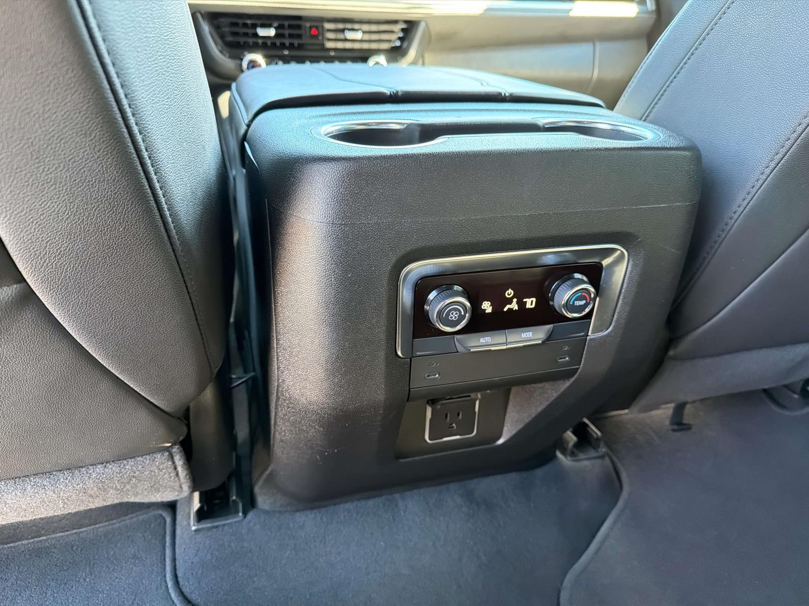 Used 2025 Chevrolet Suburban SUV