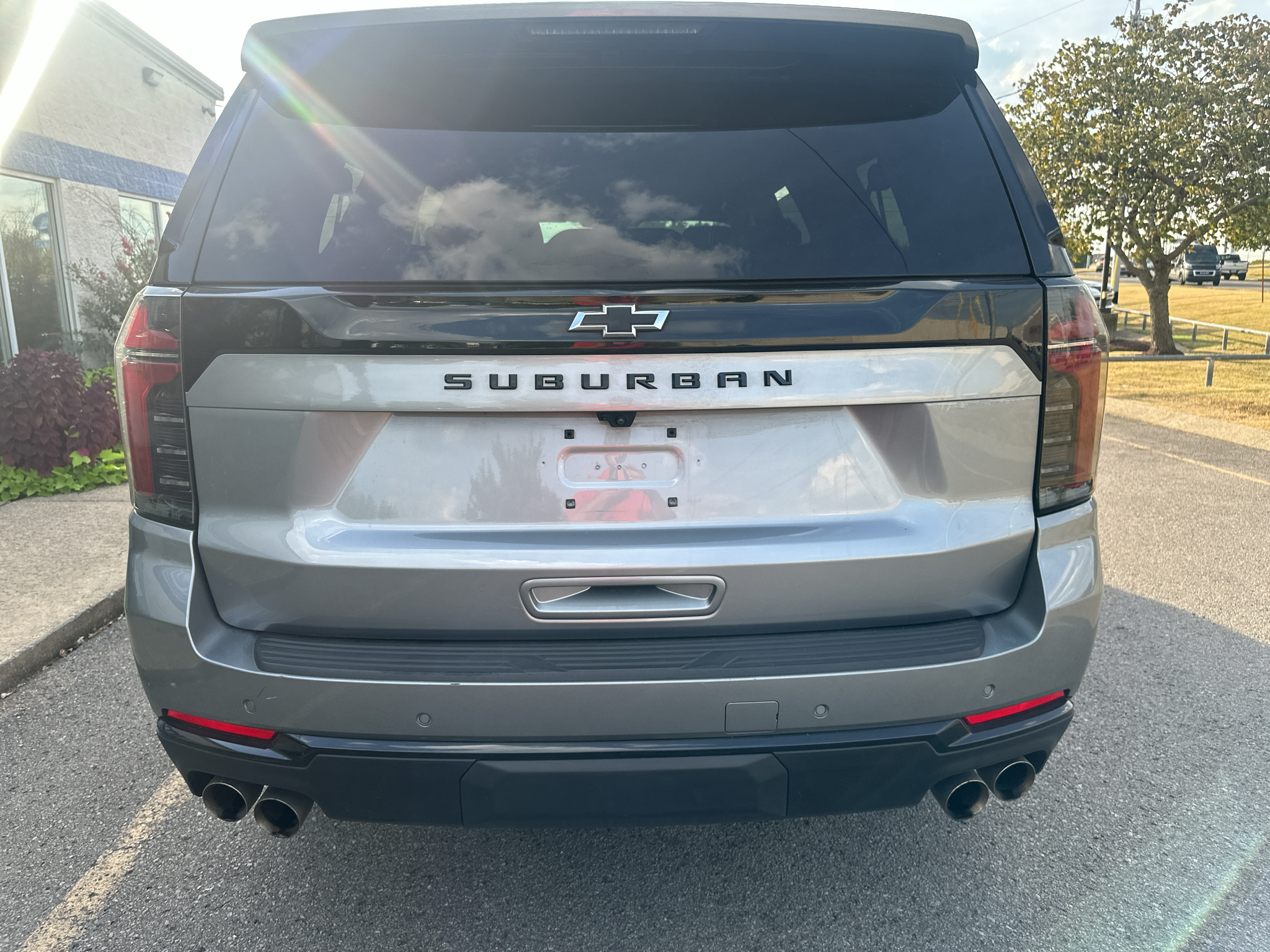 Vehicle photo 5