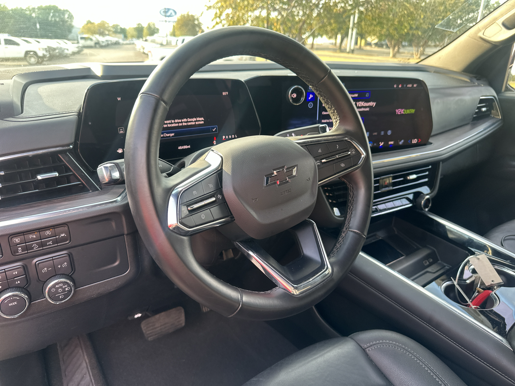 Vehicle photo 20