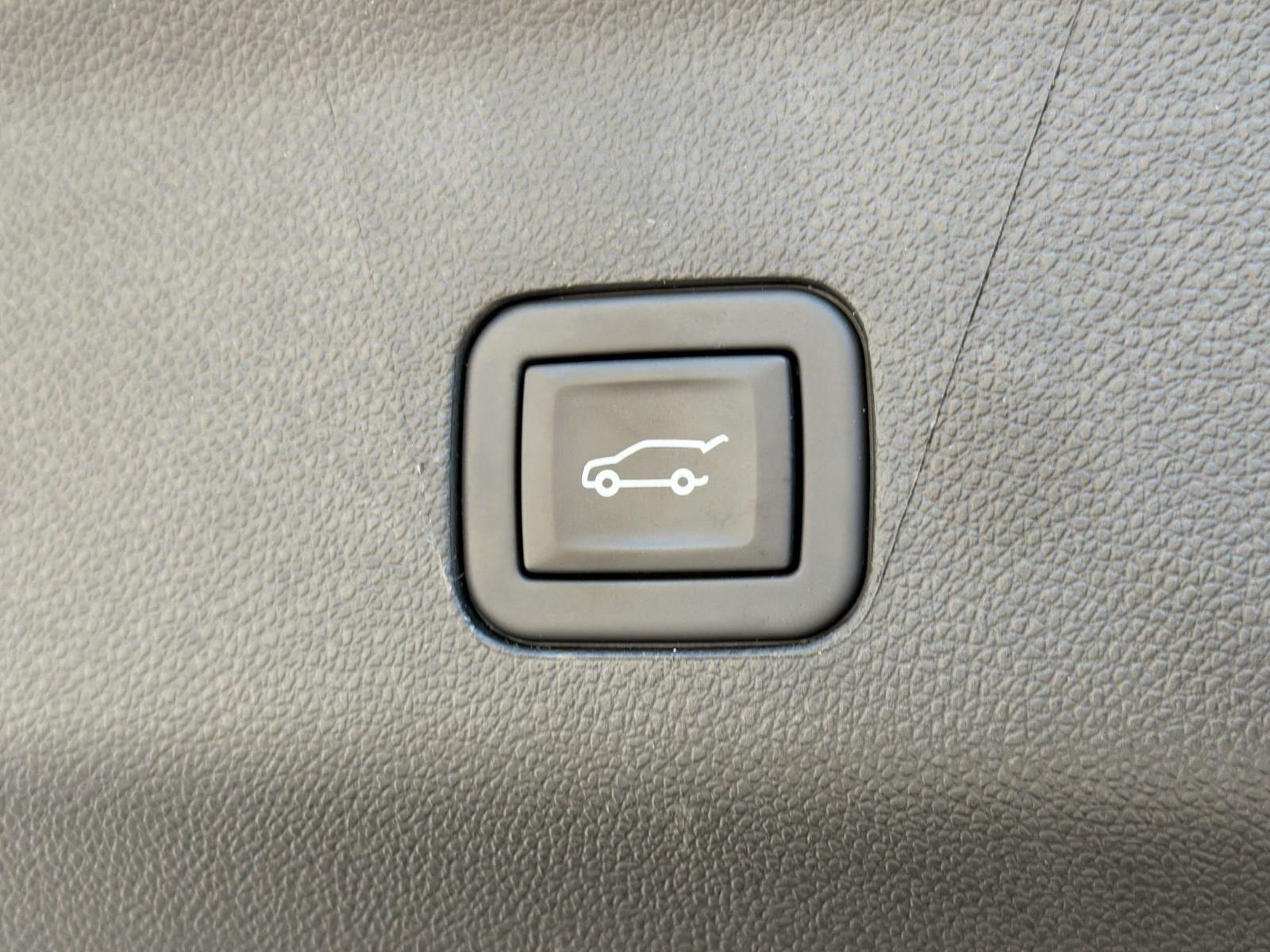 Used 2025 Chevrolet Suburban SUV
