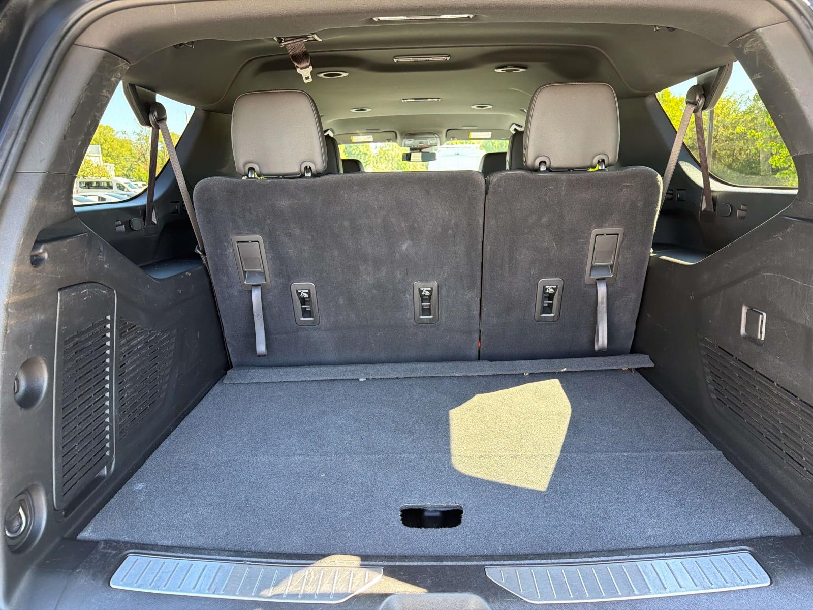 Used 2025 Chevrolet Suburban SUV