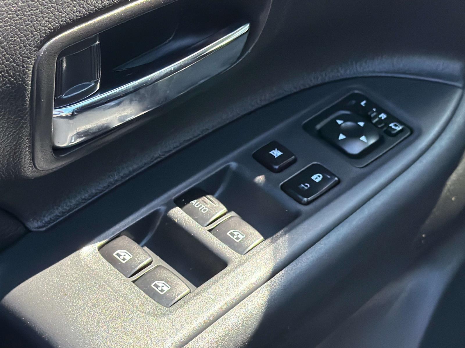 Used 2017 Mitsubishi Outlander SUV