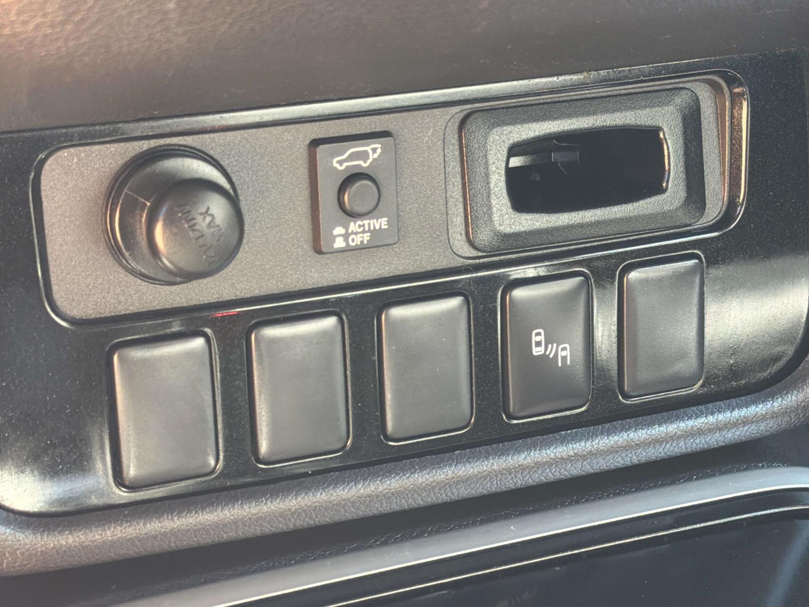 Used 2017 Mitsubishi Outlander SUV
