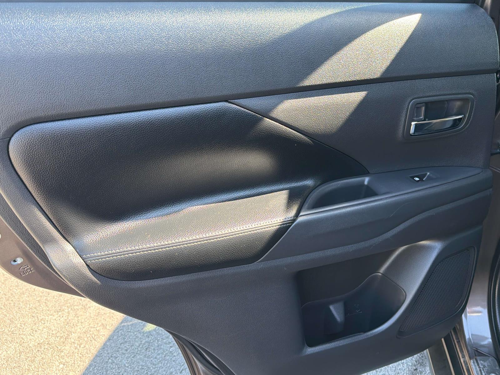 Used 2017 Mitsubishi Outlander SUV
