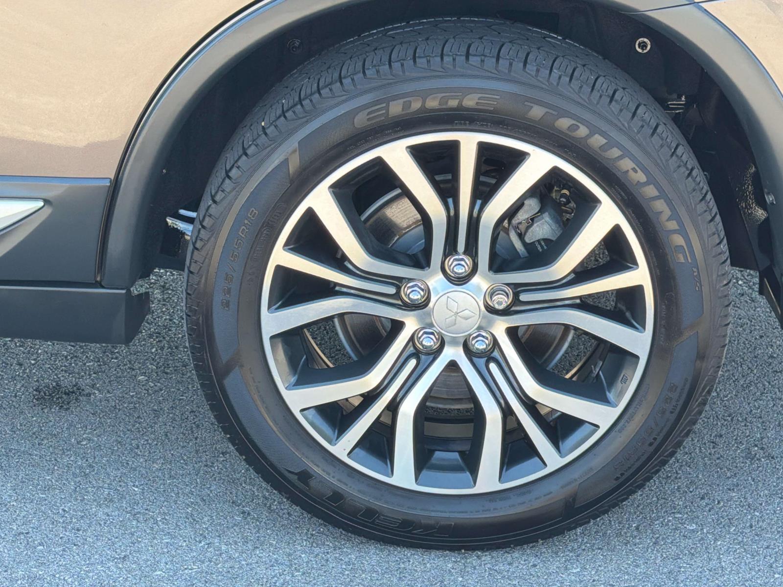 Used 2017 Mitsubishi Outlander SUV