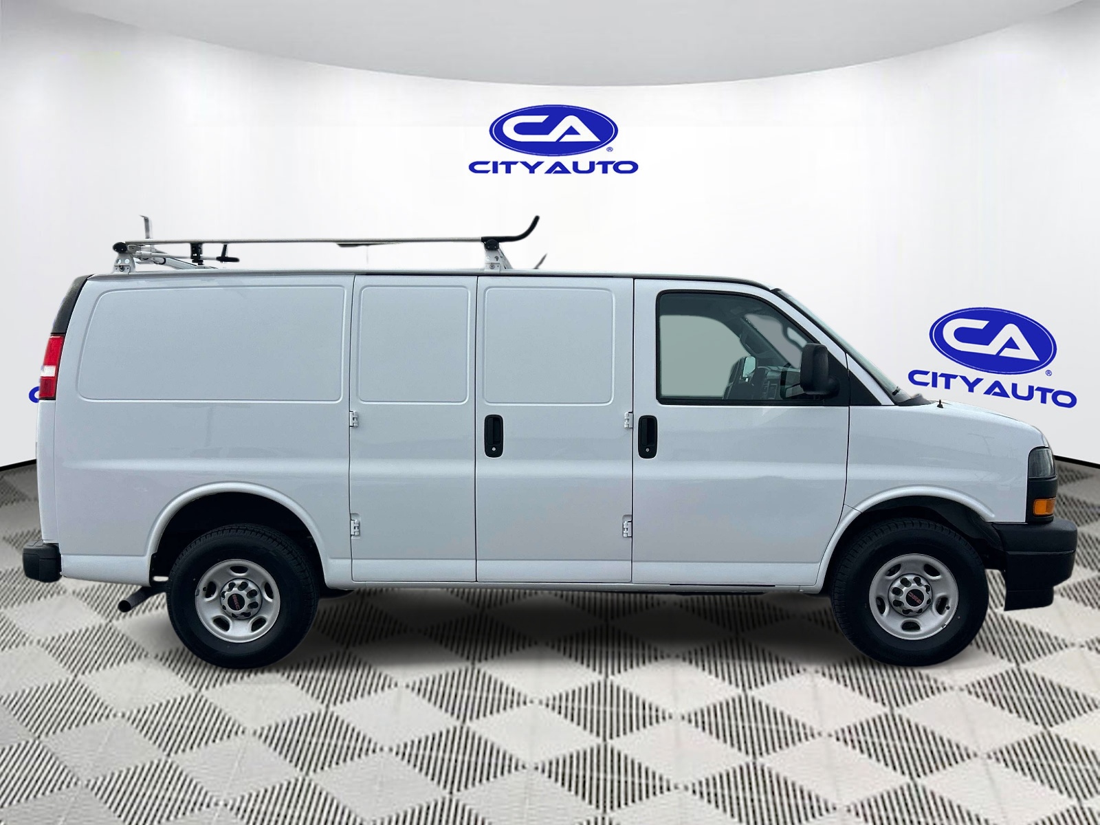 Used 2023 GMC Savana 2500 Van