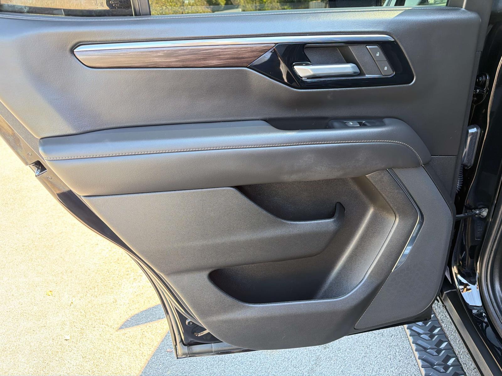Used 2025 Chevrolet Tahoe SUV