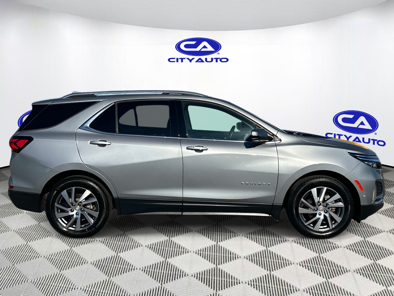 Used 2023 Chevrolet Equinox SUV