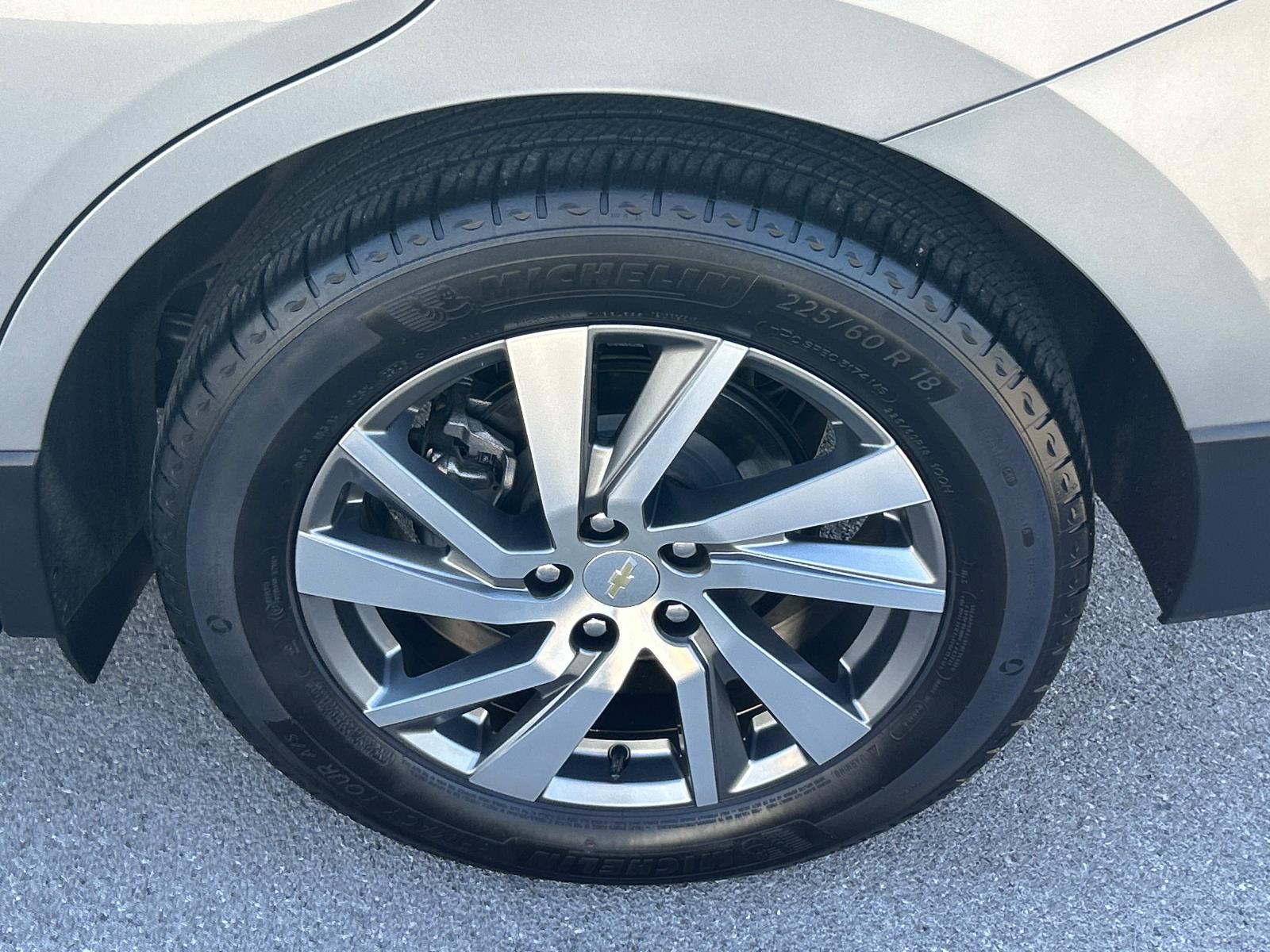 Used 2023 Chevrolet Equinox SUV