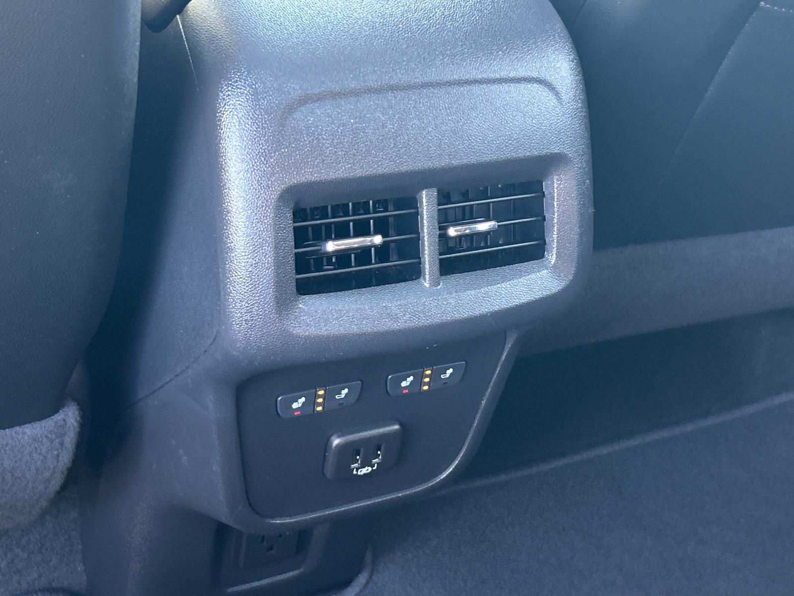 Used 2023 Chevrolet Equinox SUV