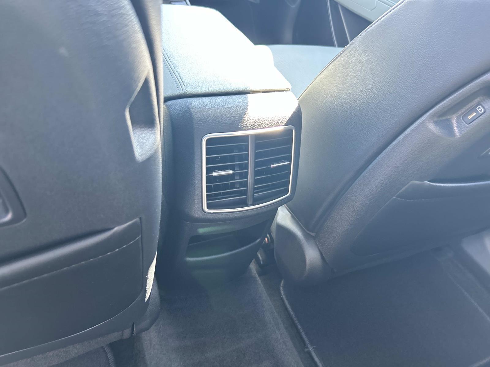Used 2025 Kia Sportage PHEV SUV