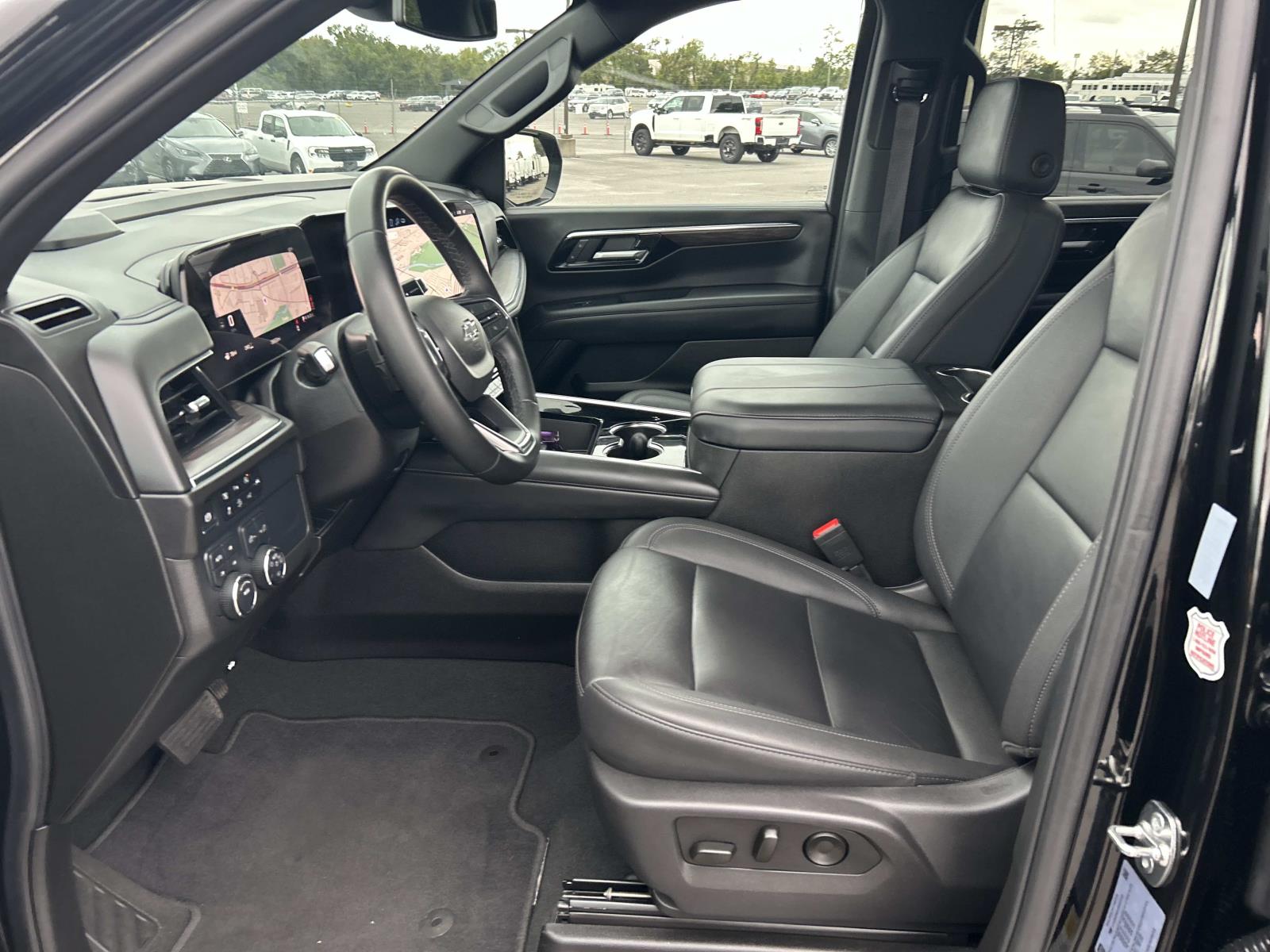 Used 2025 Chevrolet Suburban SUV