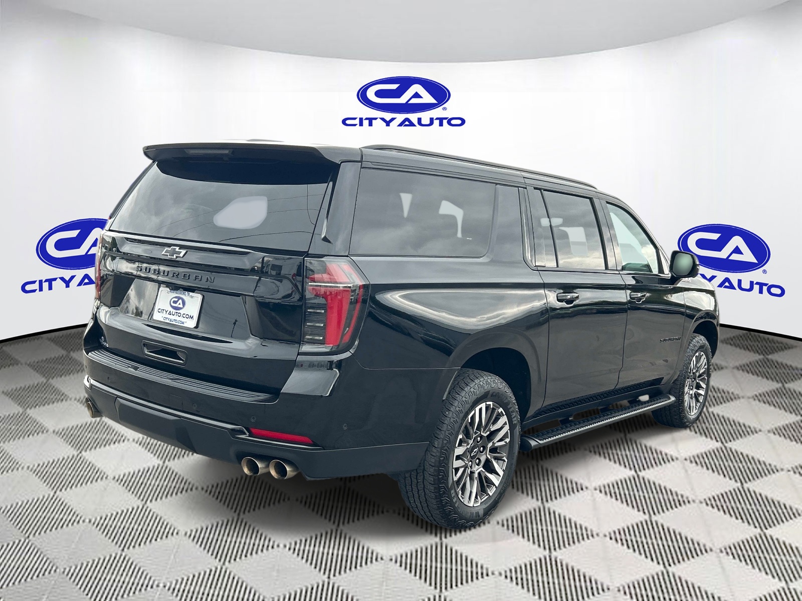 Used 2025 Chevrolet Suburban SUV