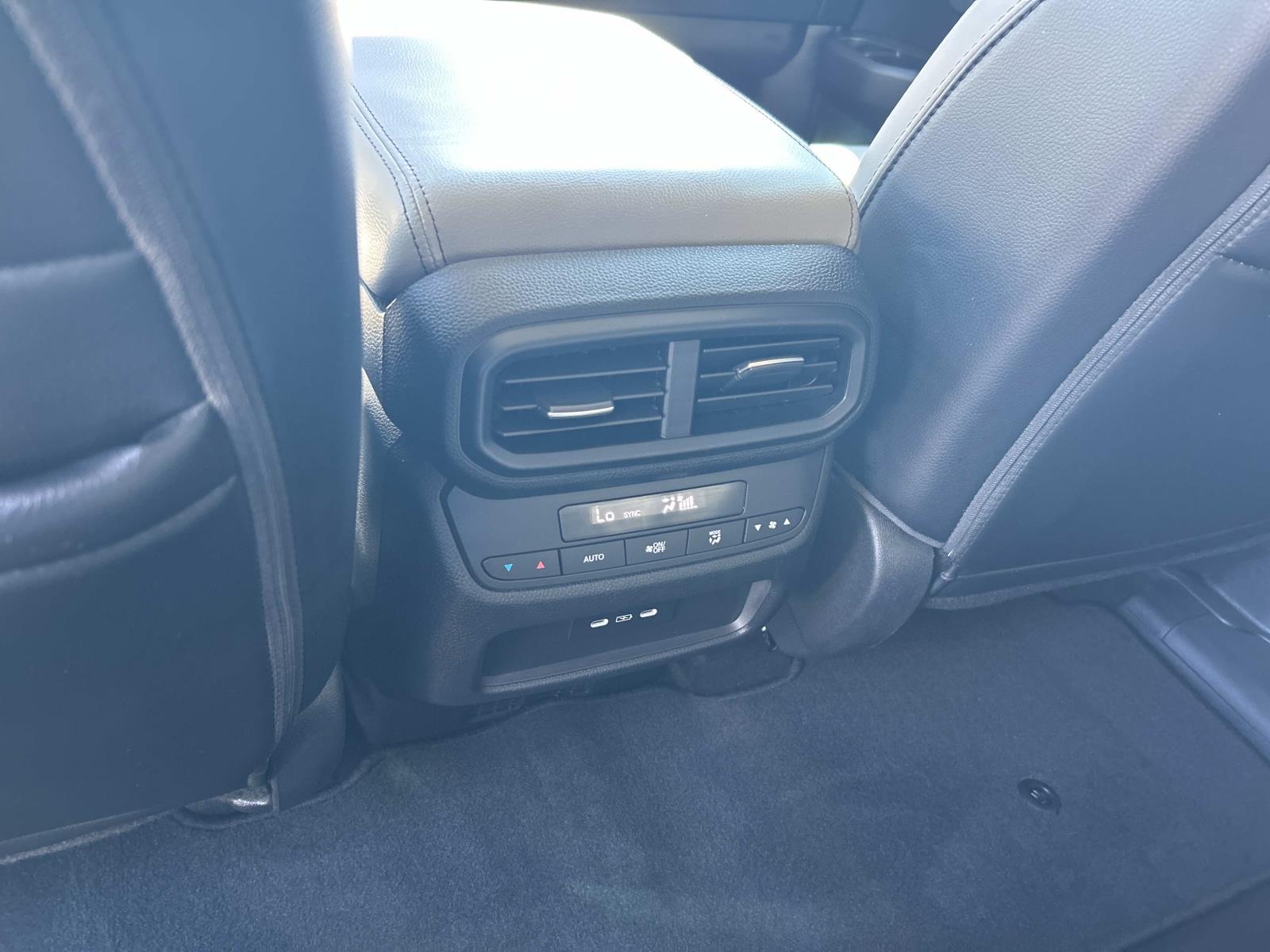 Used 2025 Honda Pilot SUV