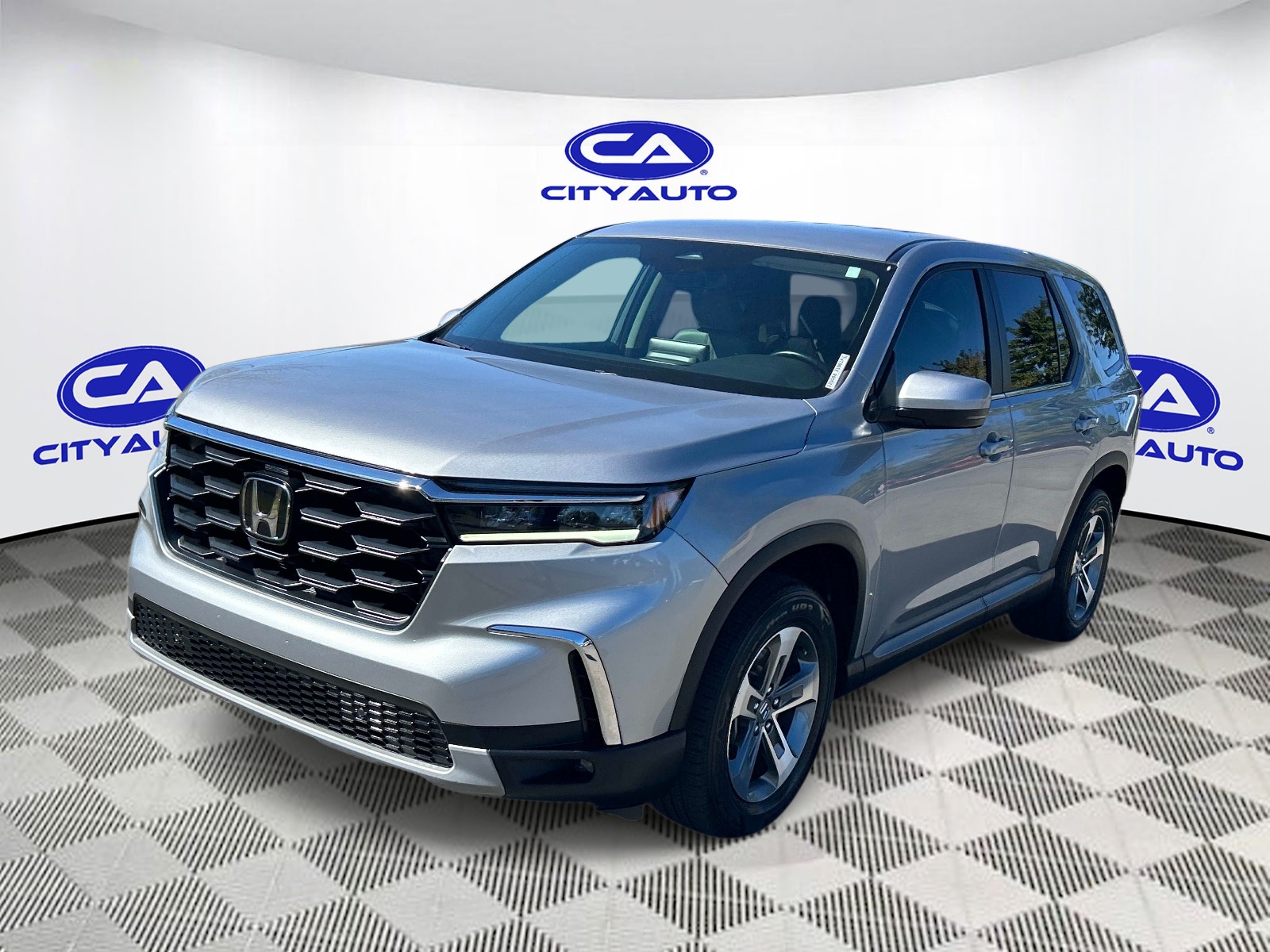 Used 2025 Honda Pilot SUV