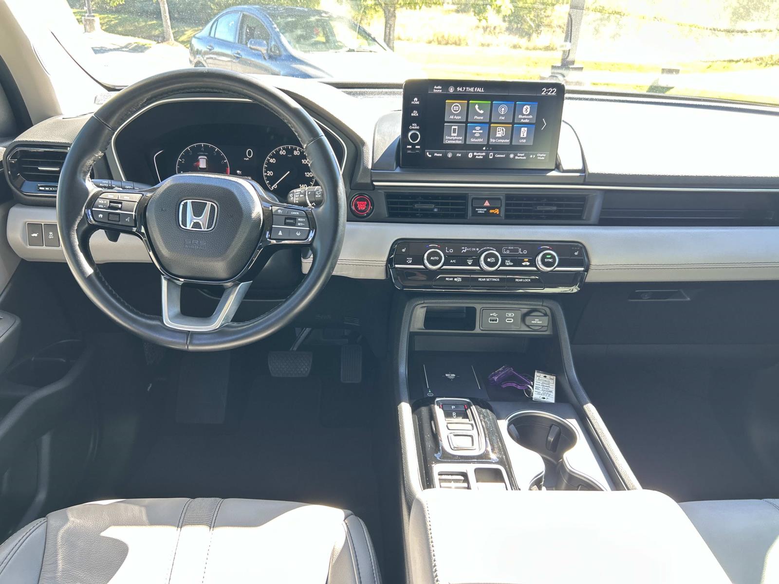 Used 2025 Honda Pilot SUV