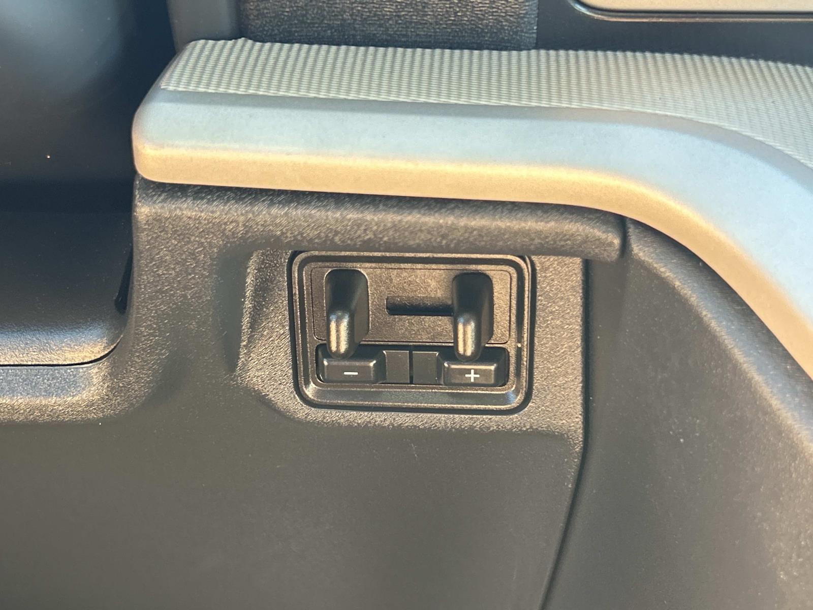 Used 2025 Ford Expedition SUV