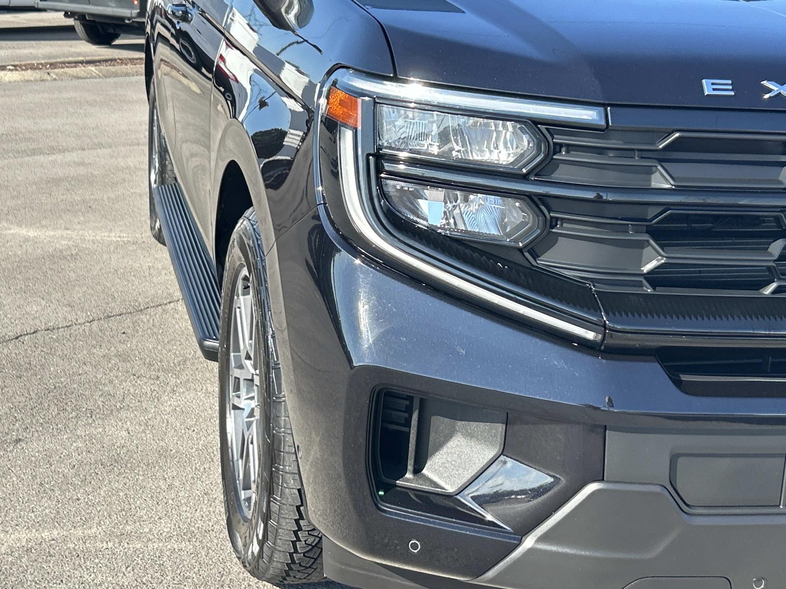 Used 2025 Ford Expedition SUV