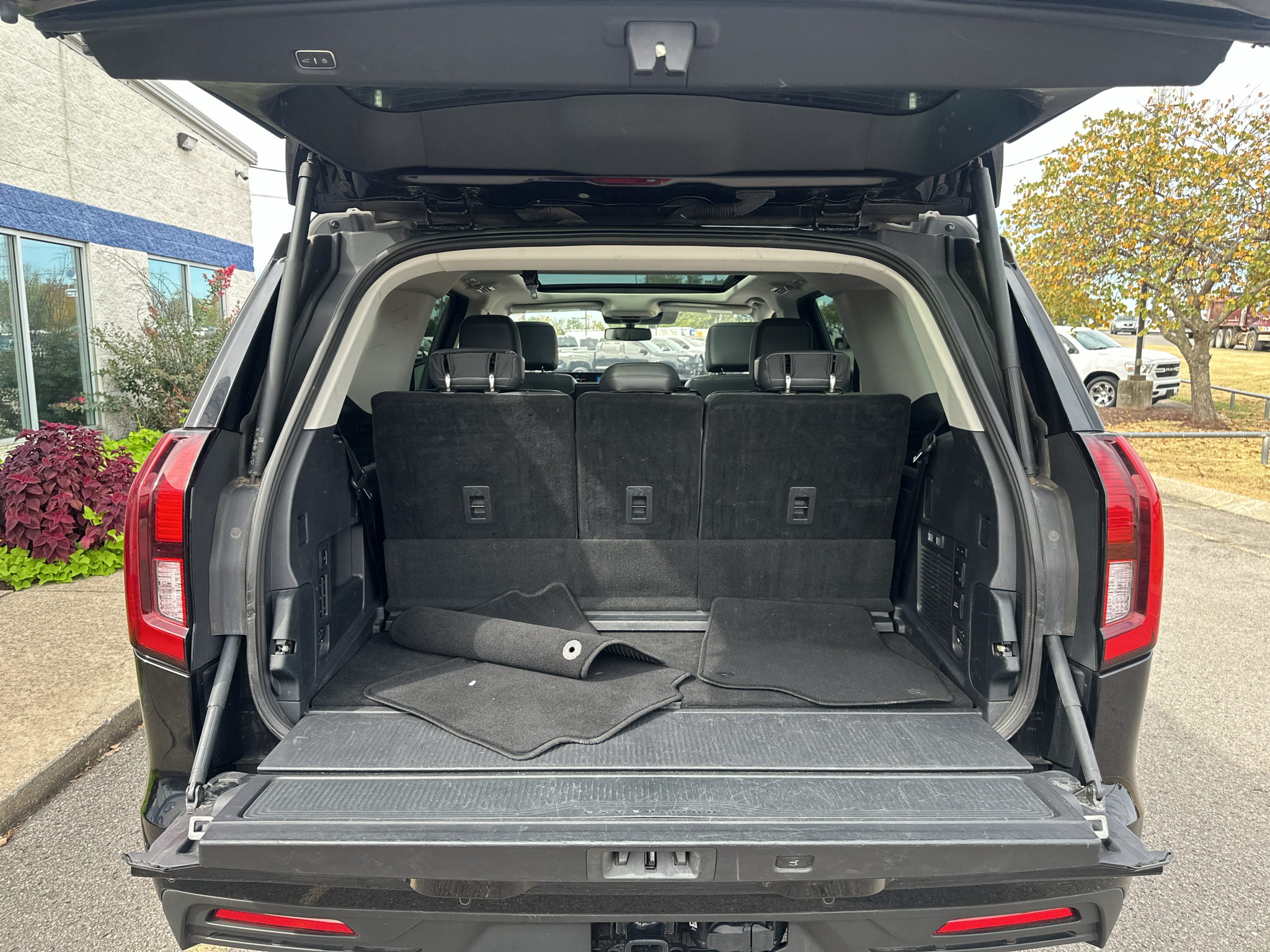 Used 2025 Ford Expedition SUV