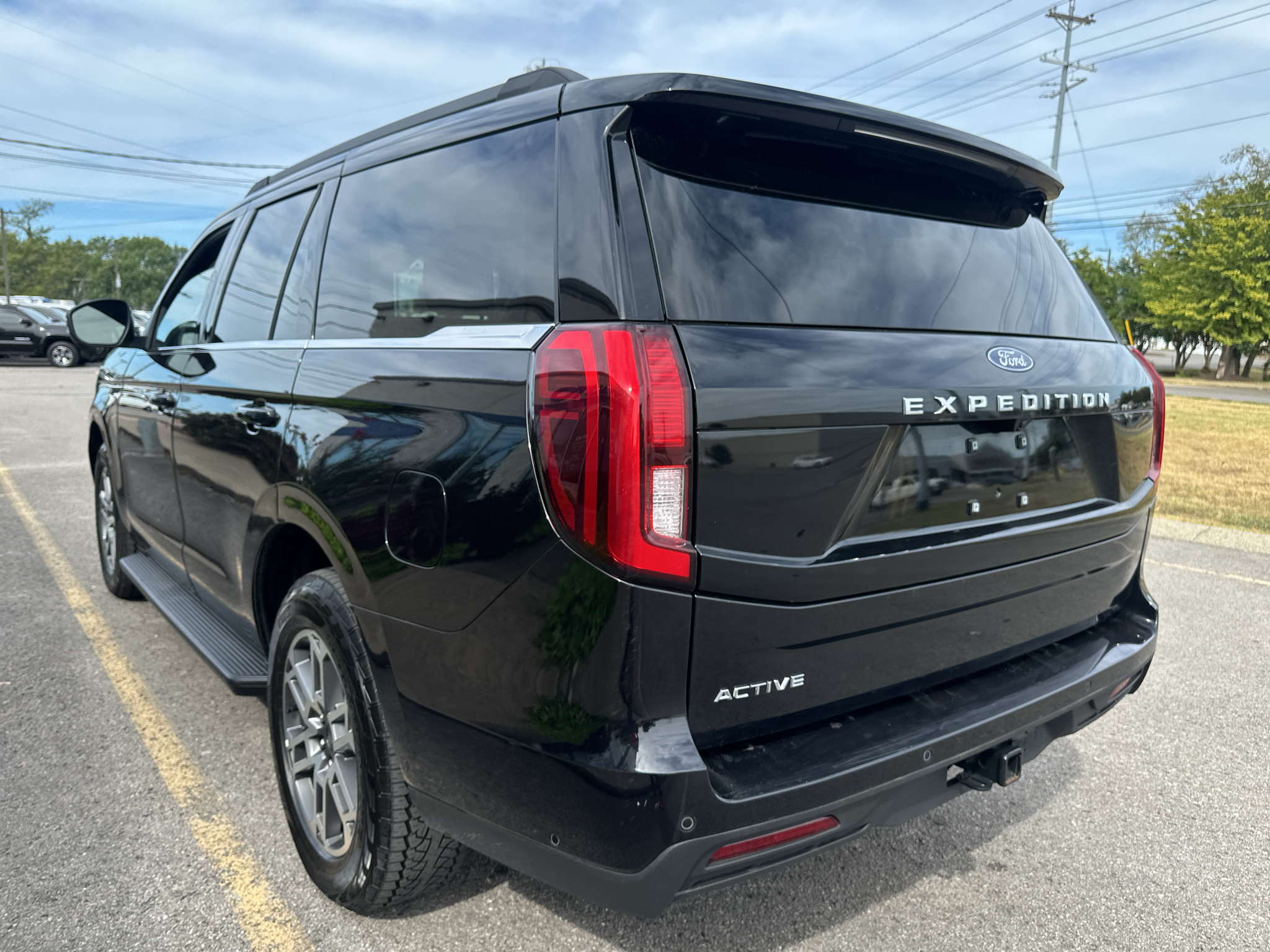 Used 2025 Ford Expedition SUV