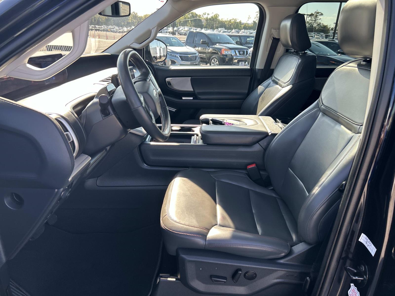 Used 2025 Ford Expedition SUV