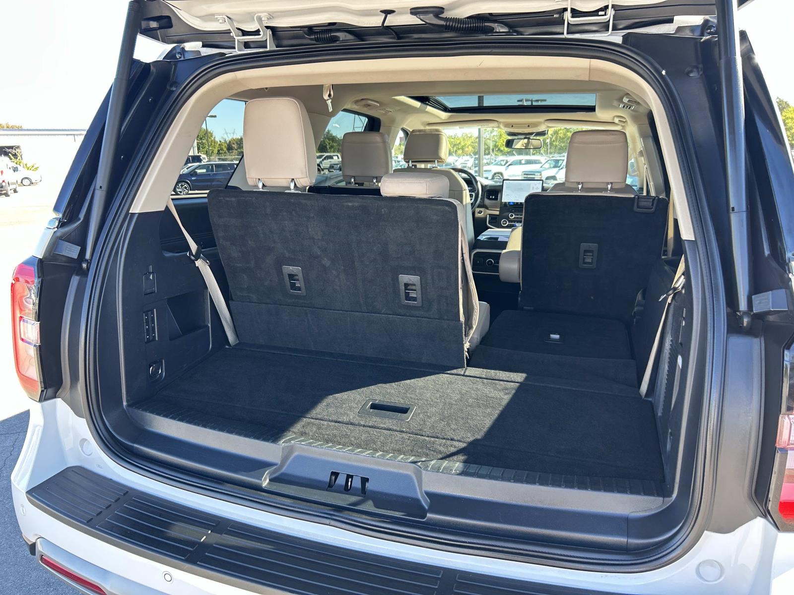 Used 2024 Ford Expedition SUV