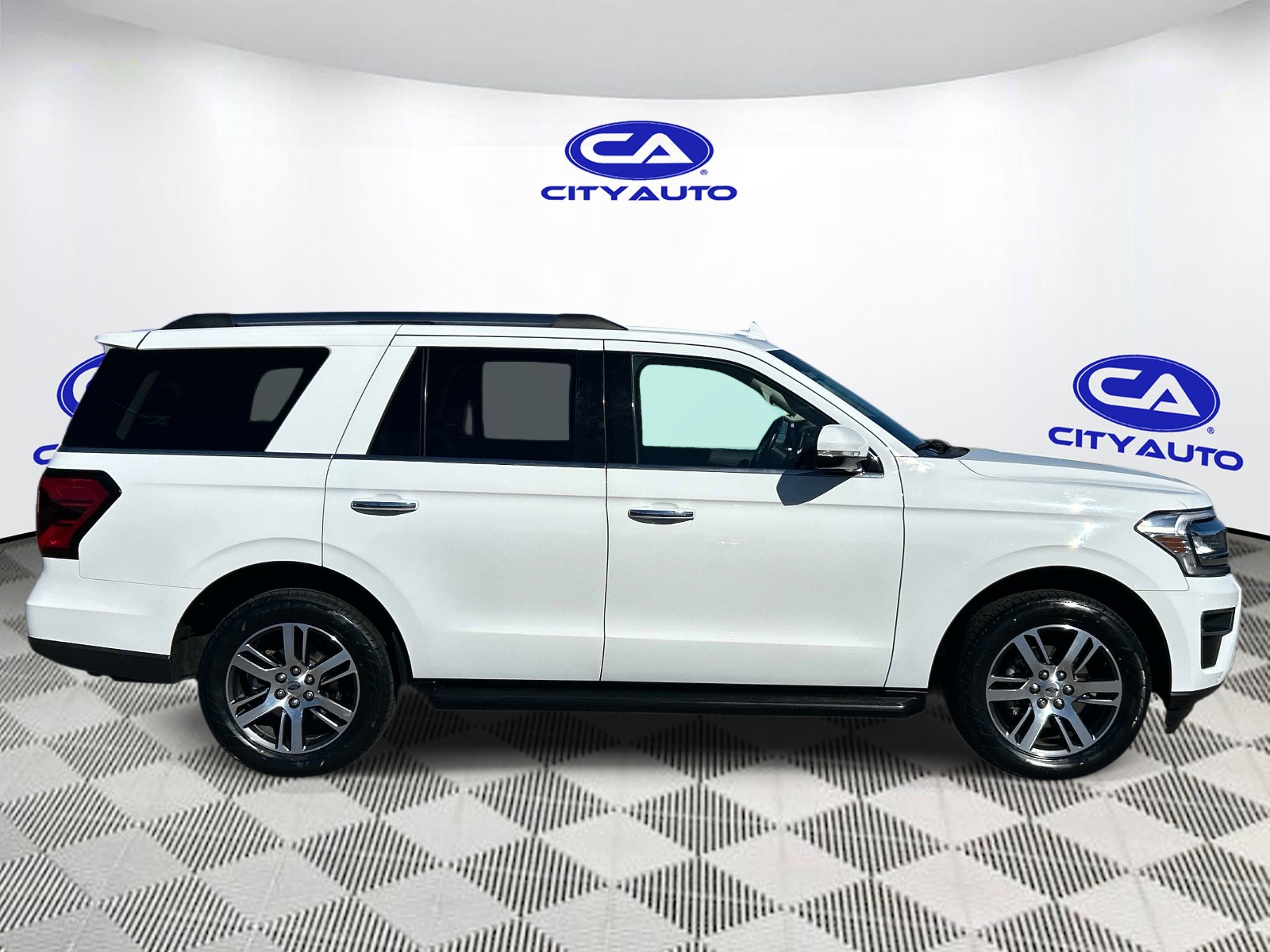 Used 2024 Ford Expedition SUV