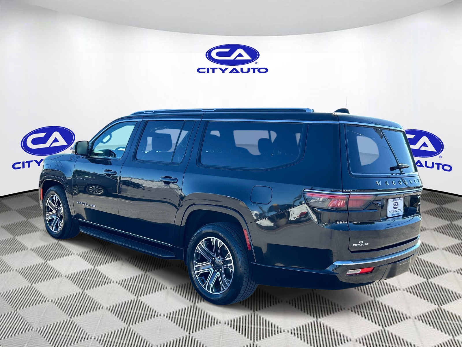 Used 2024 Jeep Wagoneer L SUV
