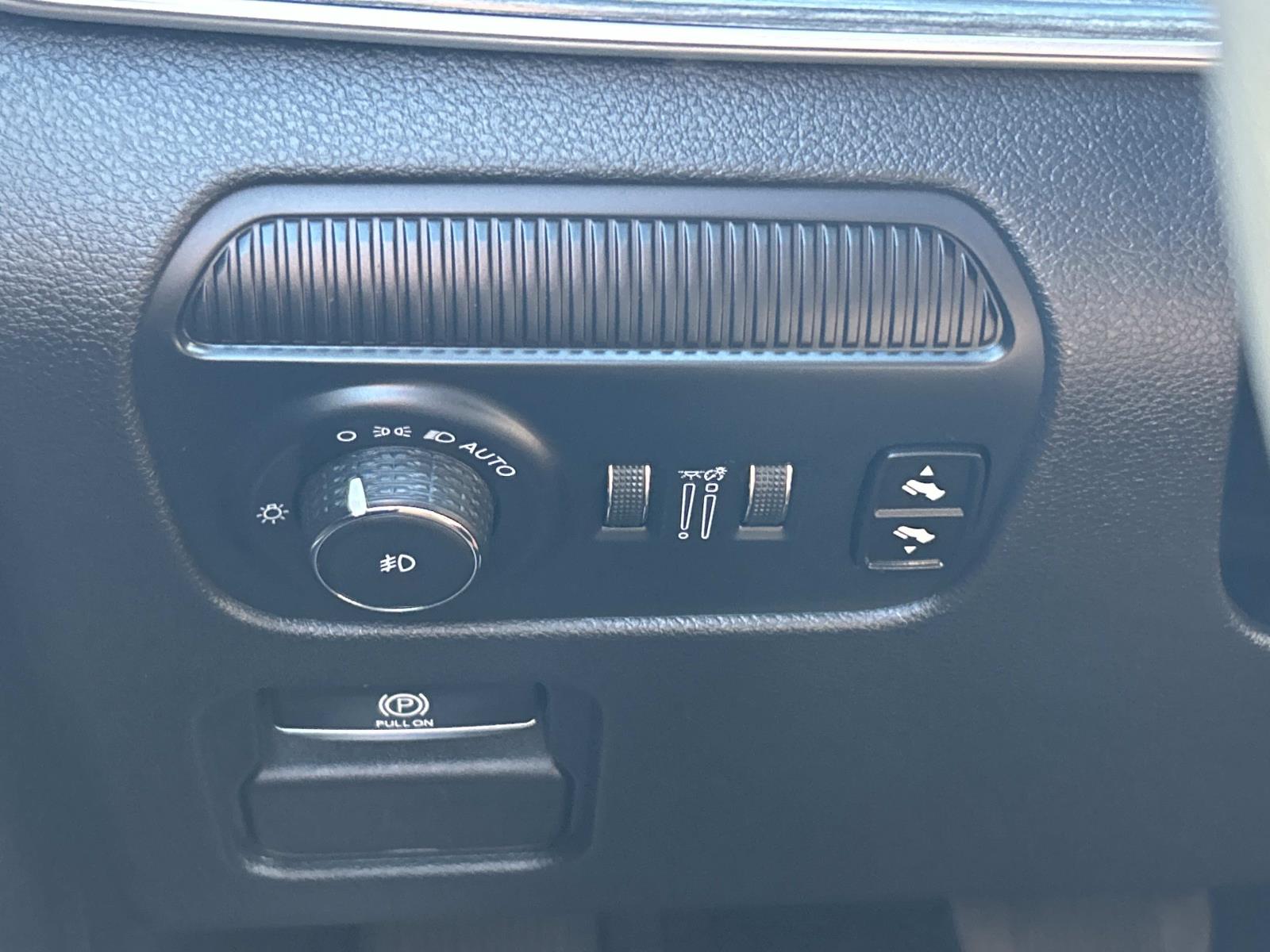 Used 2024 Jeep Wagoneer L SUV
