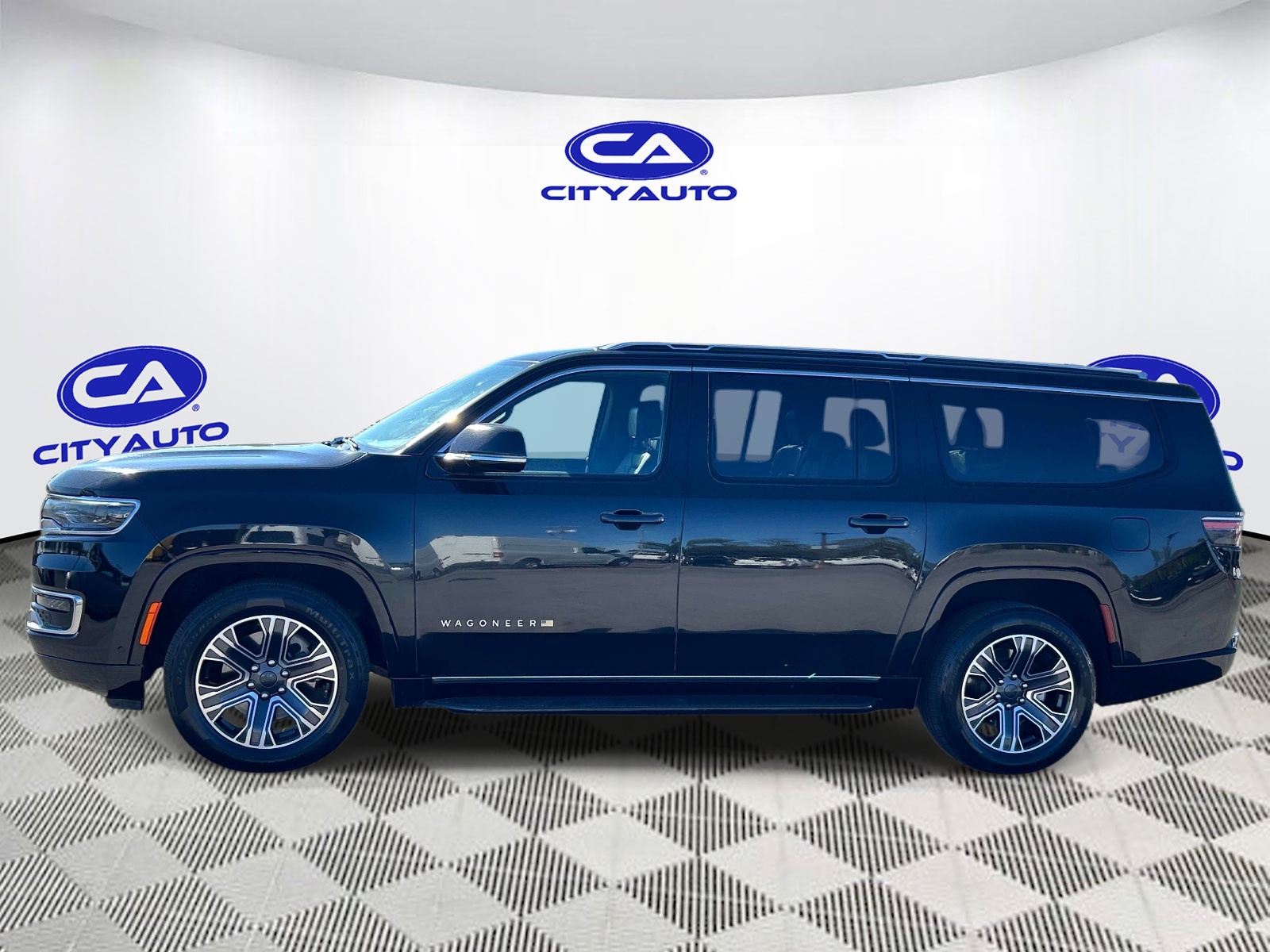 Used 2024 Jeep Wagoneer L SUV