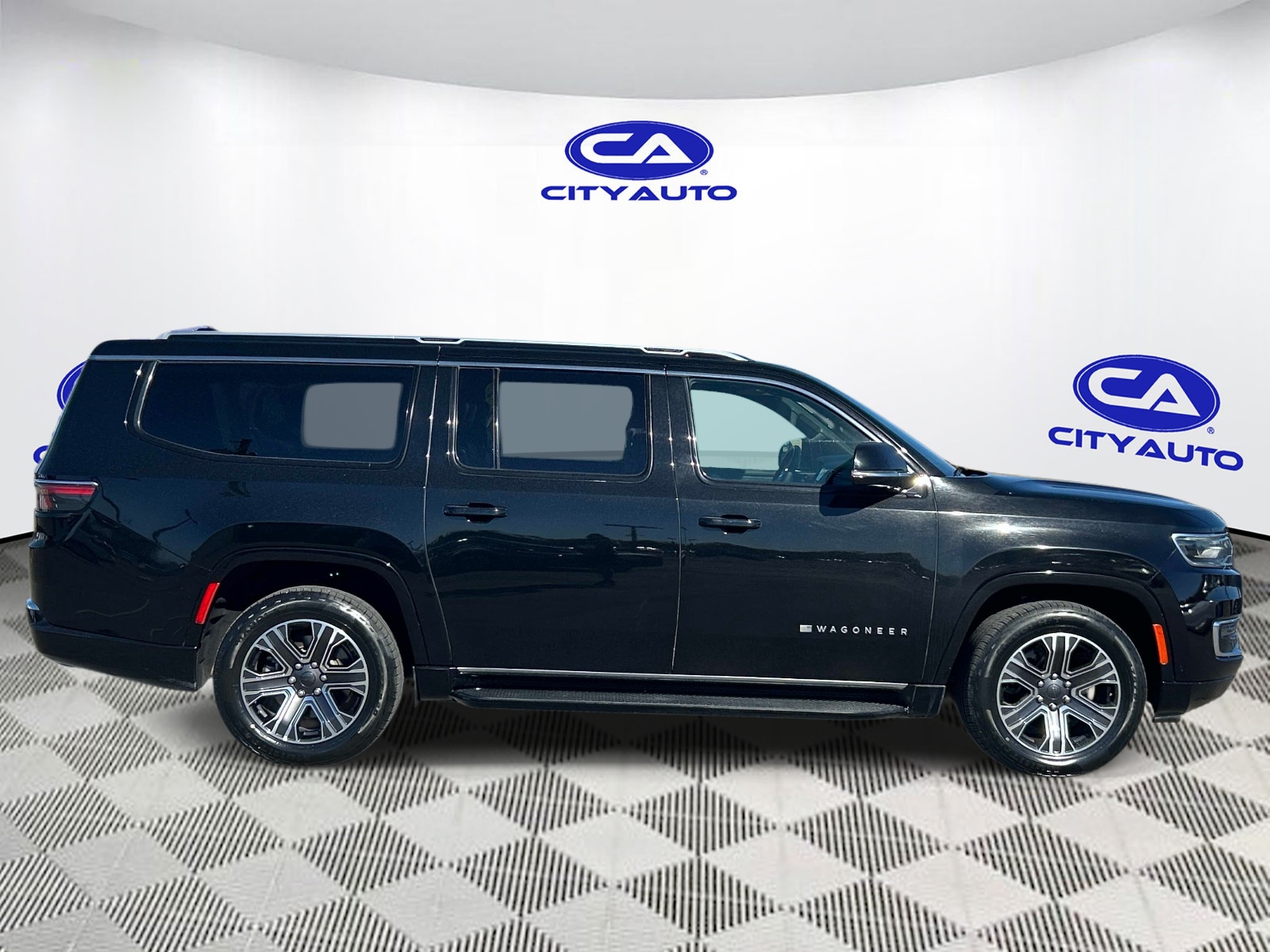 Used 2024 Jeep Wagoneer L SUV