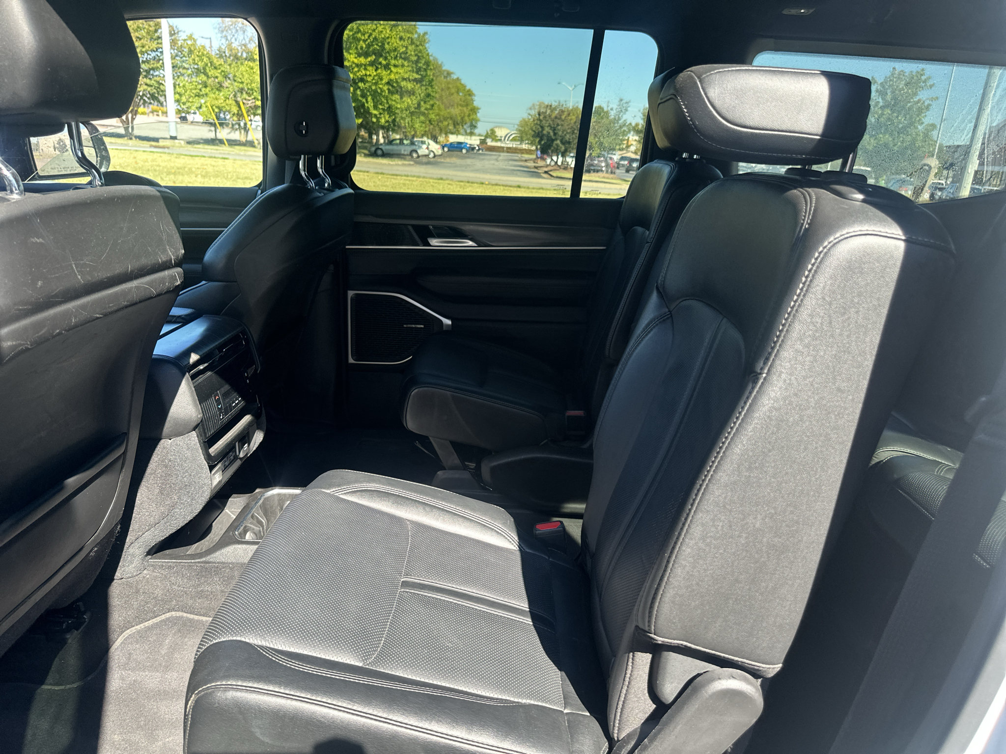 Used 2024 Jeep Wagoneer SUV