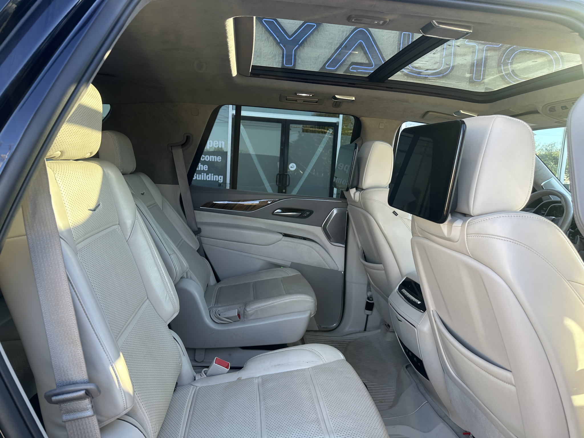Used 2022 Cadillac Escalade SUV