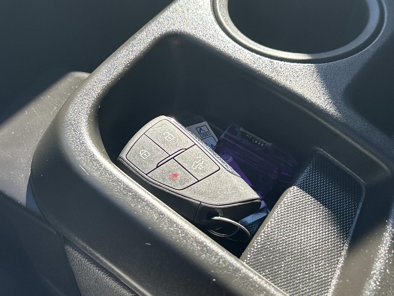 Vehicle photo 36