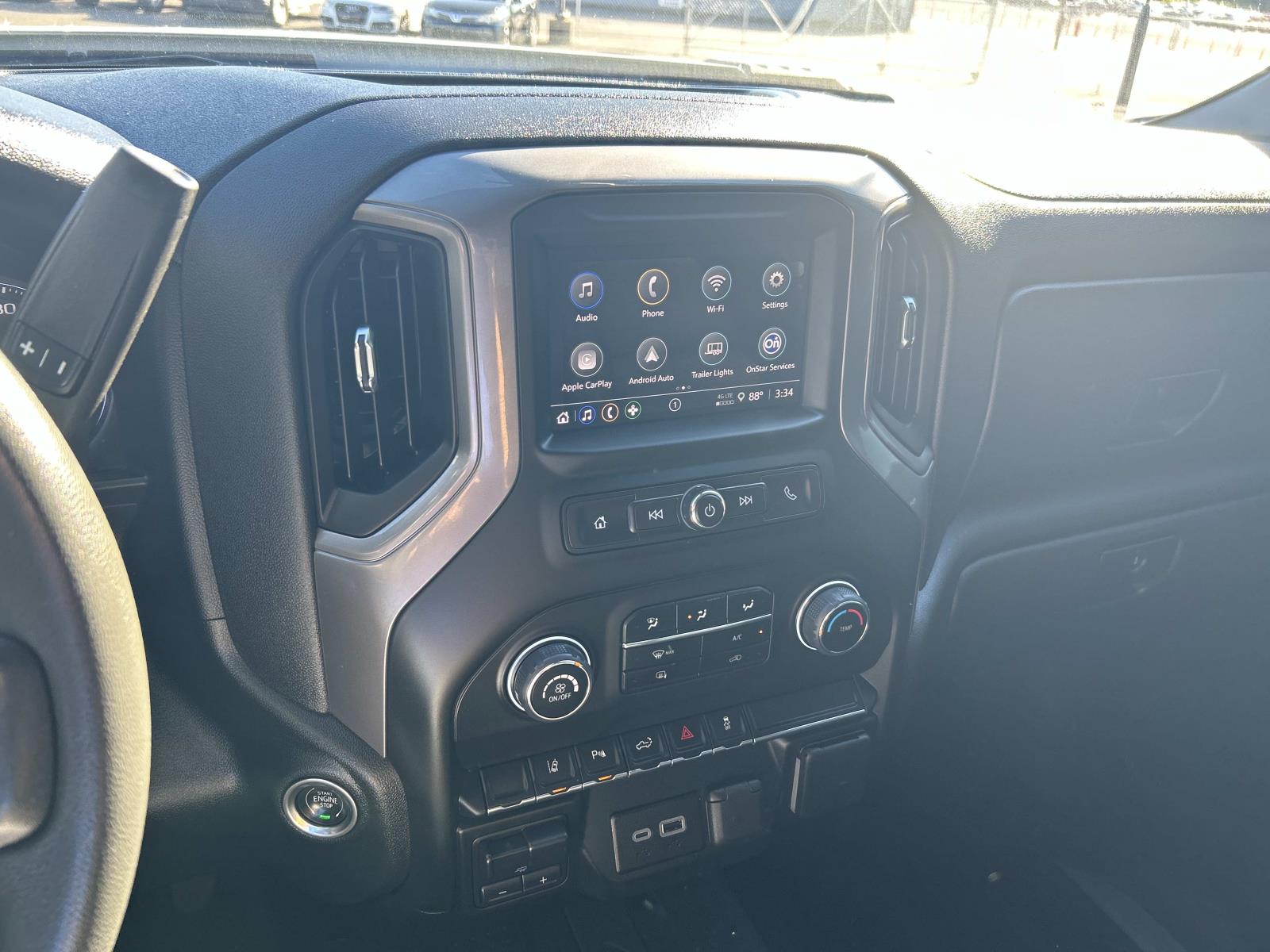 Vehicle photo 31