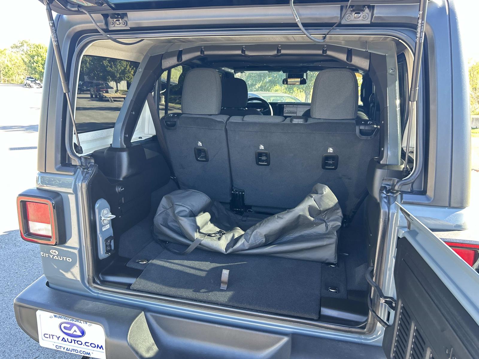 Used 2024 Jeep Wrangler SUV