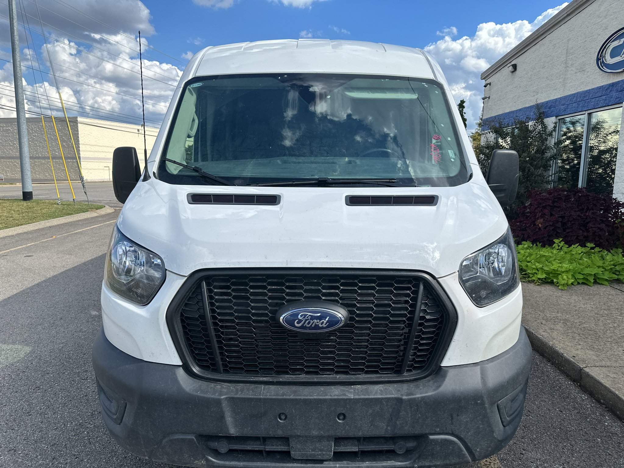 Used 2025 Ford Transit Van T-250 Med Roof Slide Van