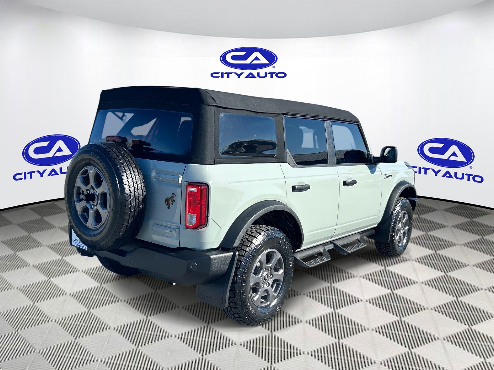 Used 2024 Ford Bronco SUV