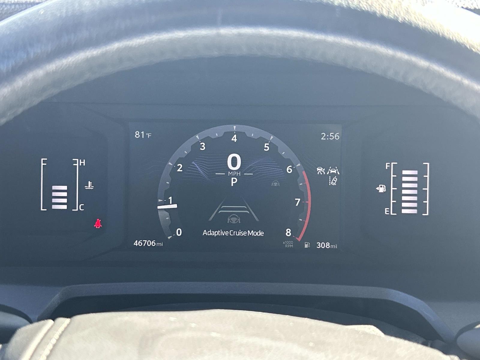 Vehicle photo 37