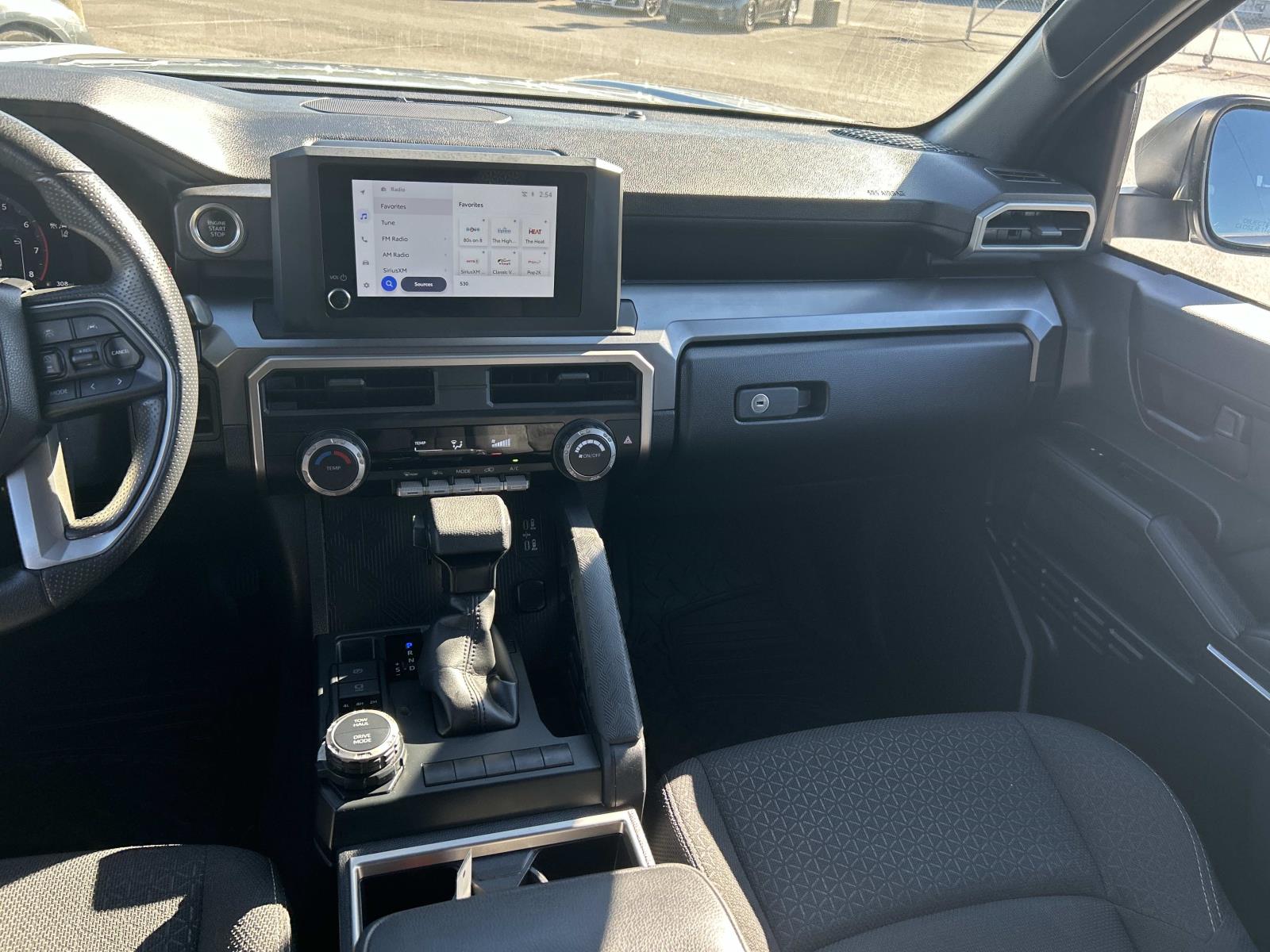 Vehicle photo 22