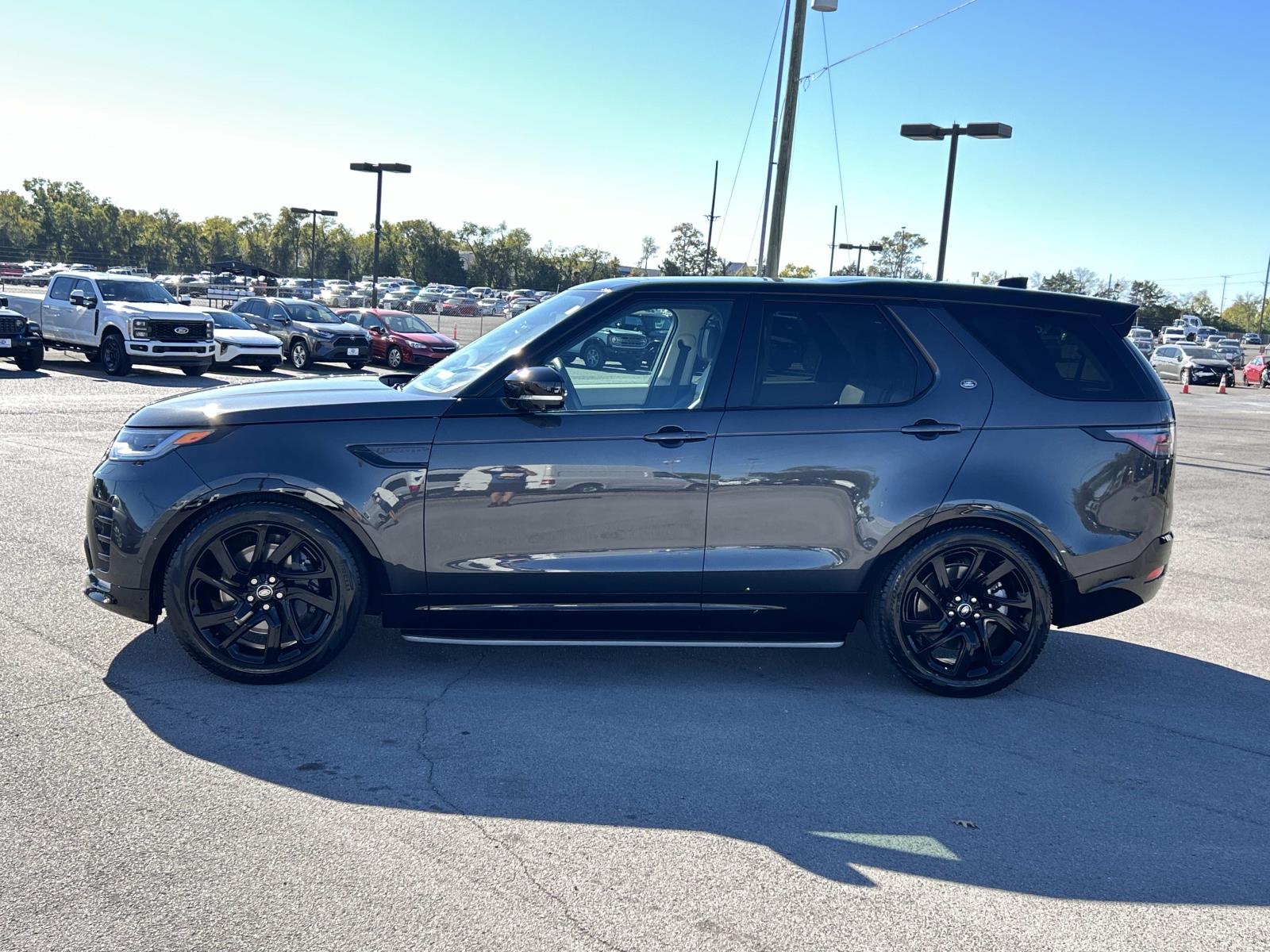 Used 2025 Land rover Discovery SUV