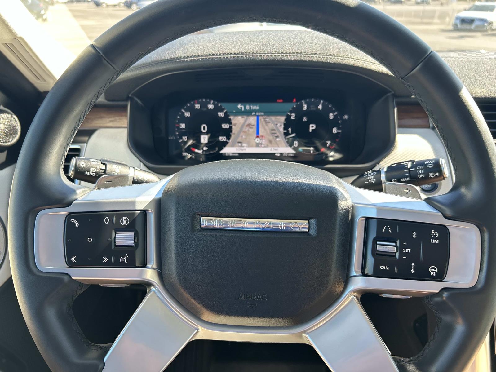 Used 2025 Land rover Discovery SUV