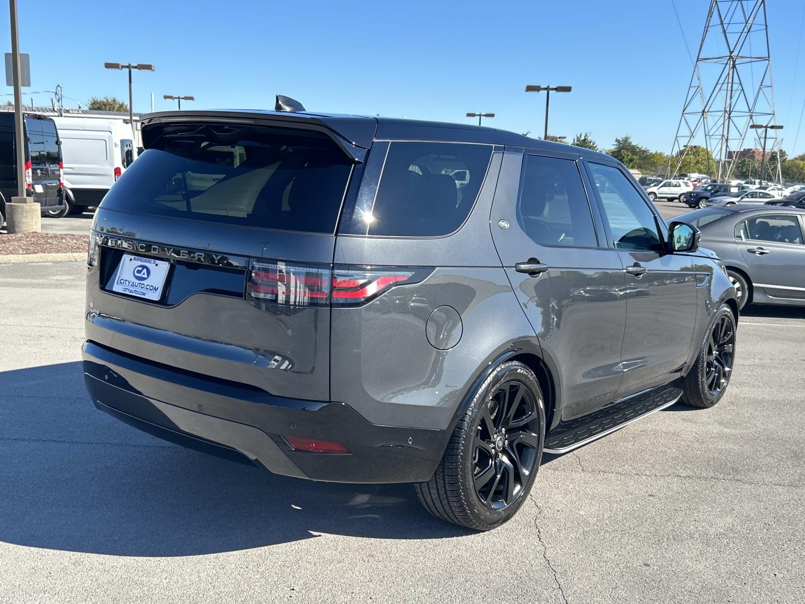 Used 2025 Land rover Discovery SUV