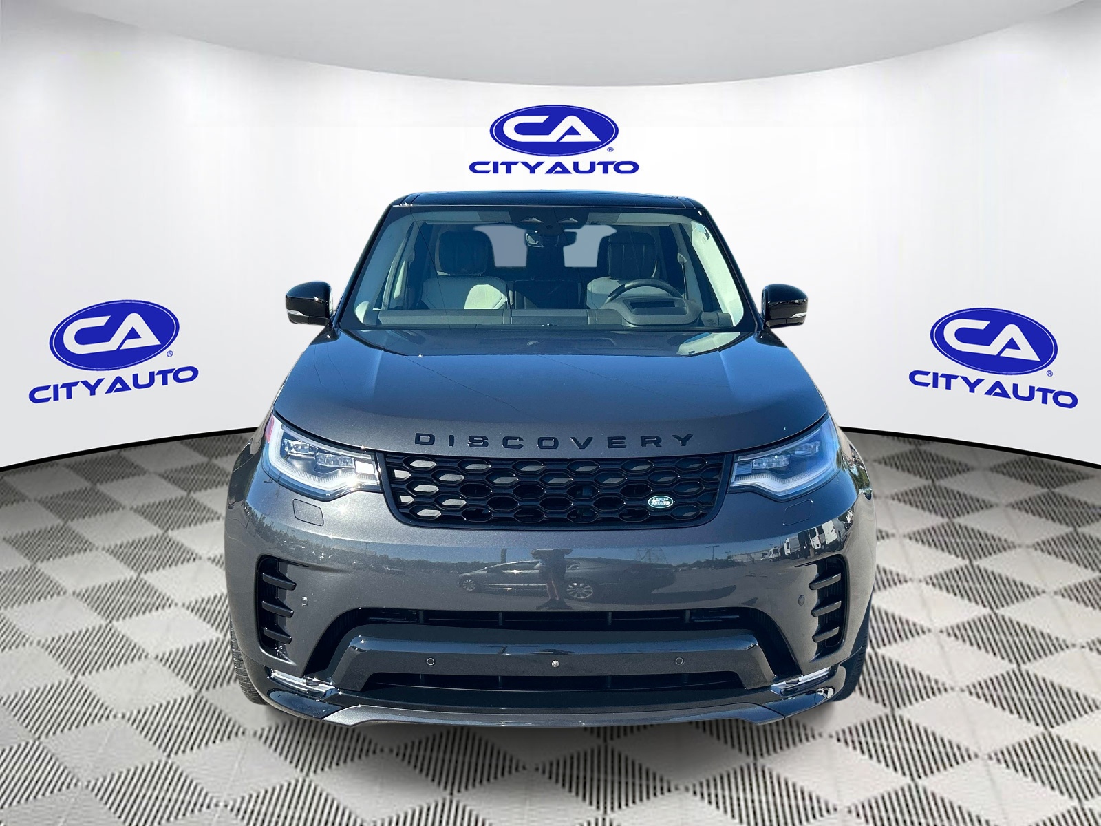 Used 2025 Land rover Discovery SUV