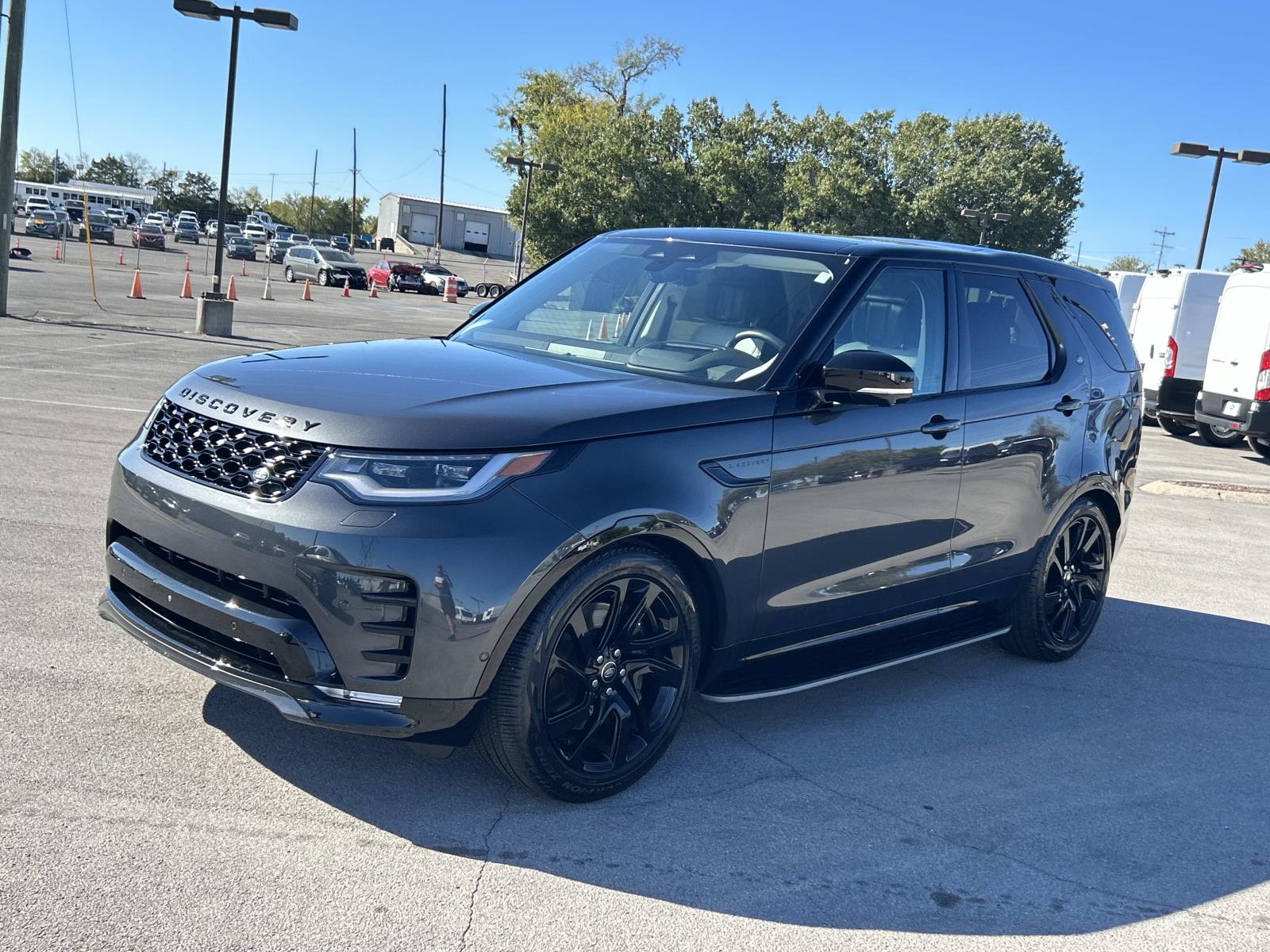Used 2025 Land rover Discovery SUV