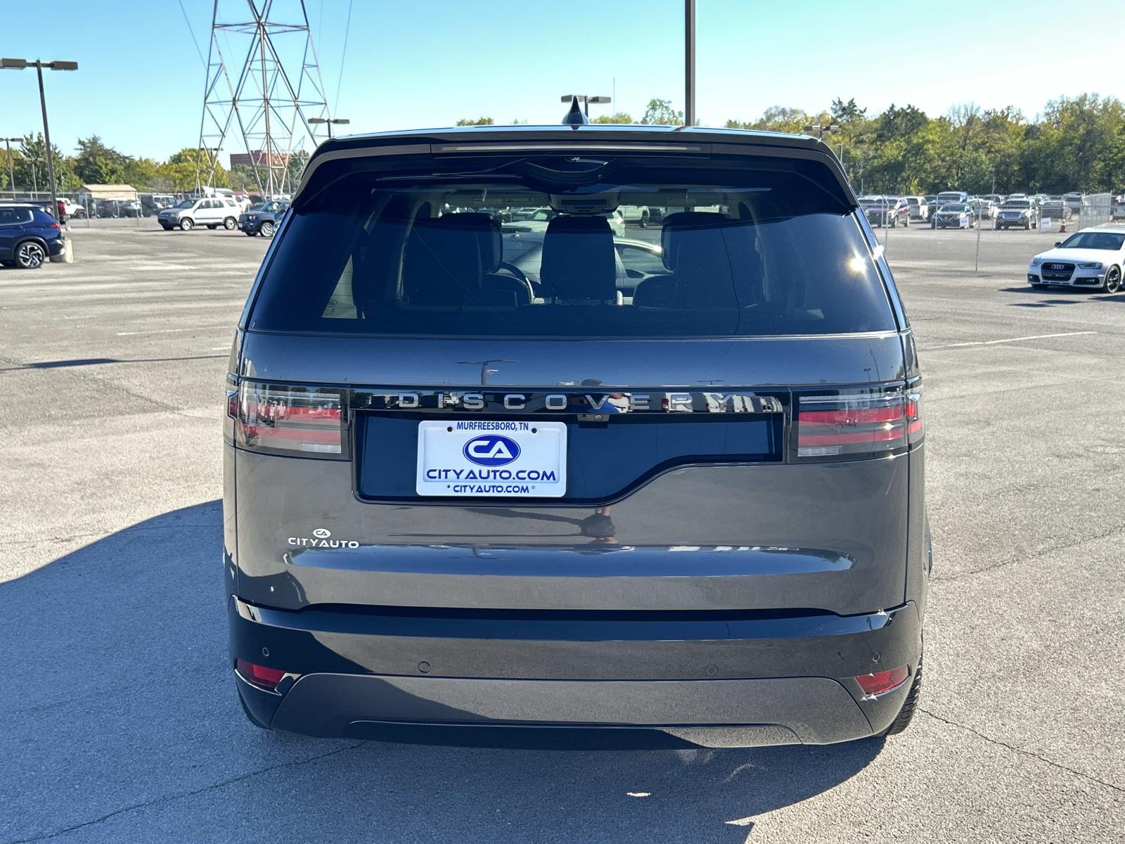 Used 2025 Land rover Discovery SUV