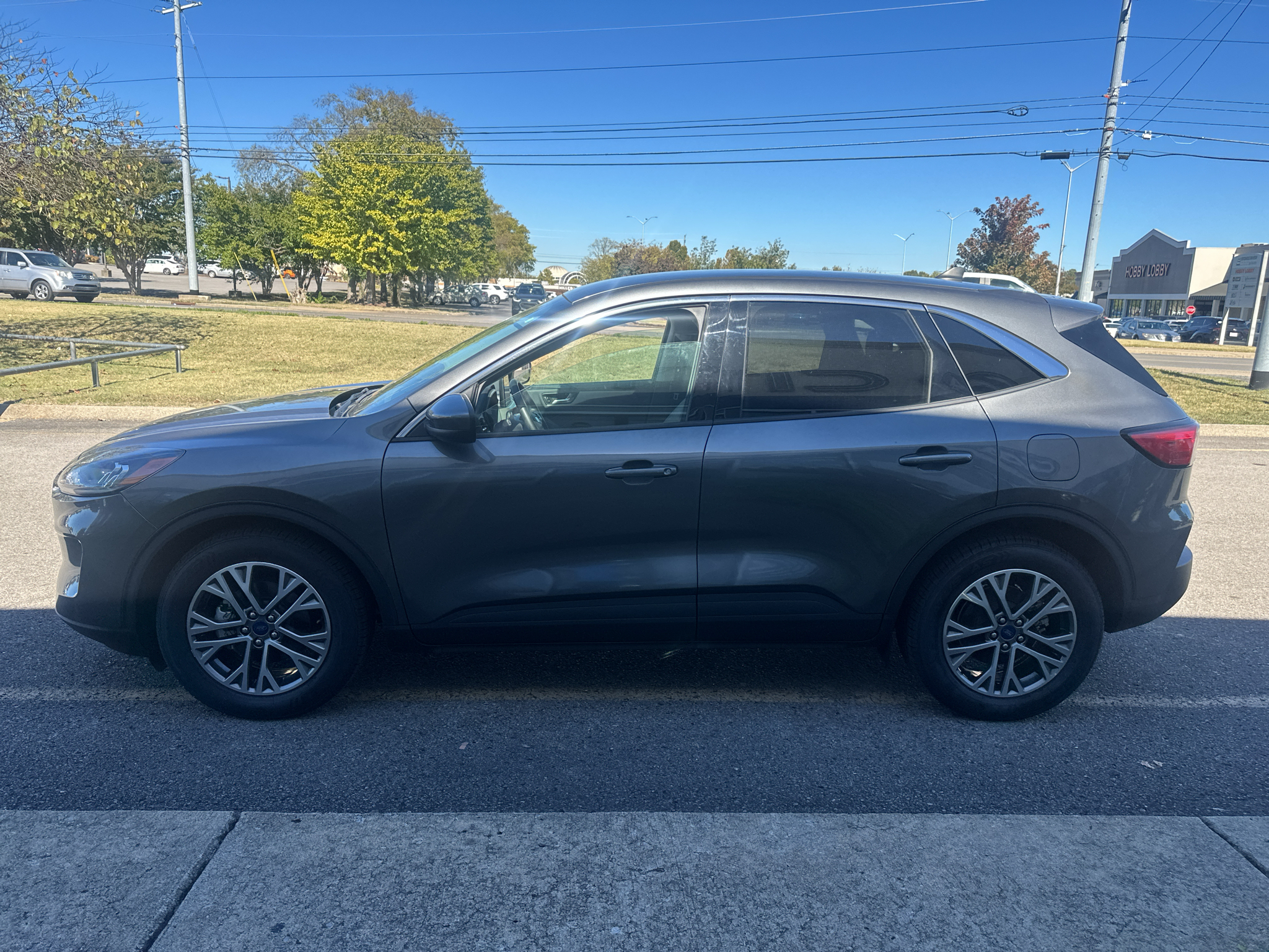 Used 2022 Ford Escape Hybrid SUV