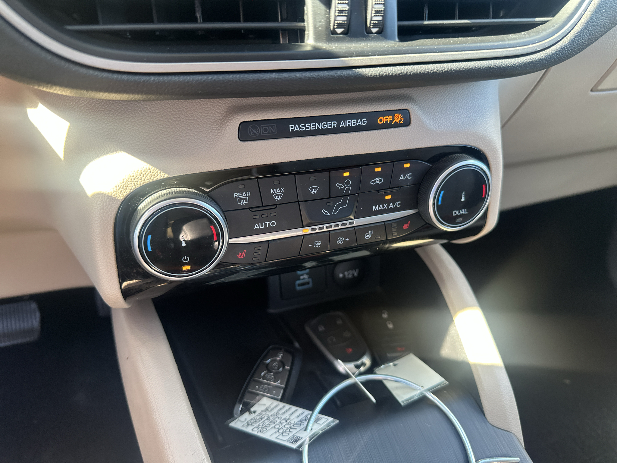 Used 2022 Ford Escape Hybrid SUV