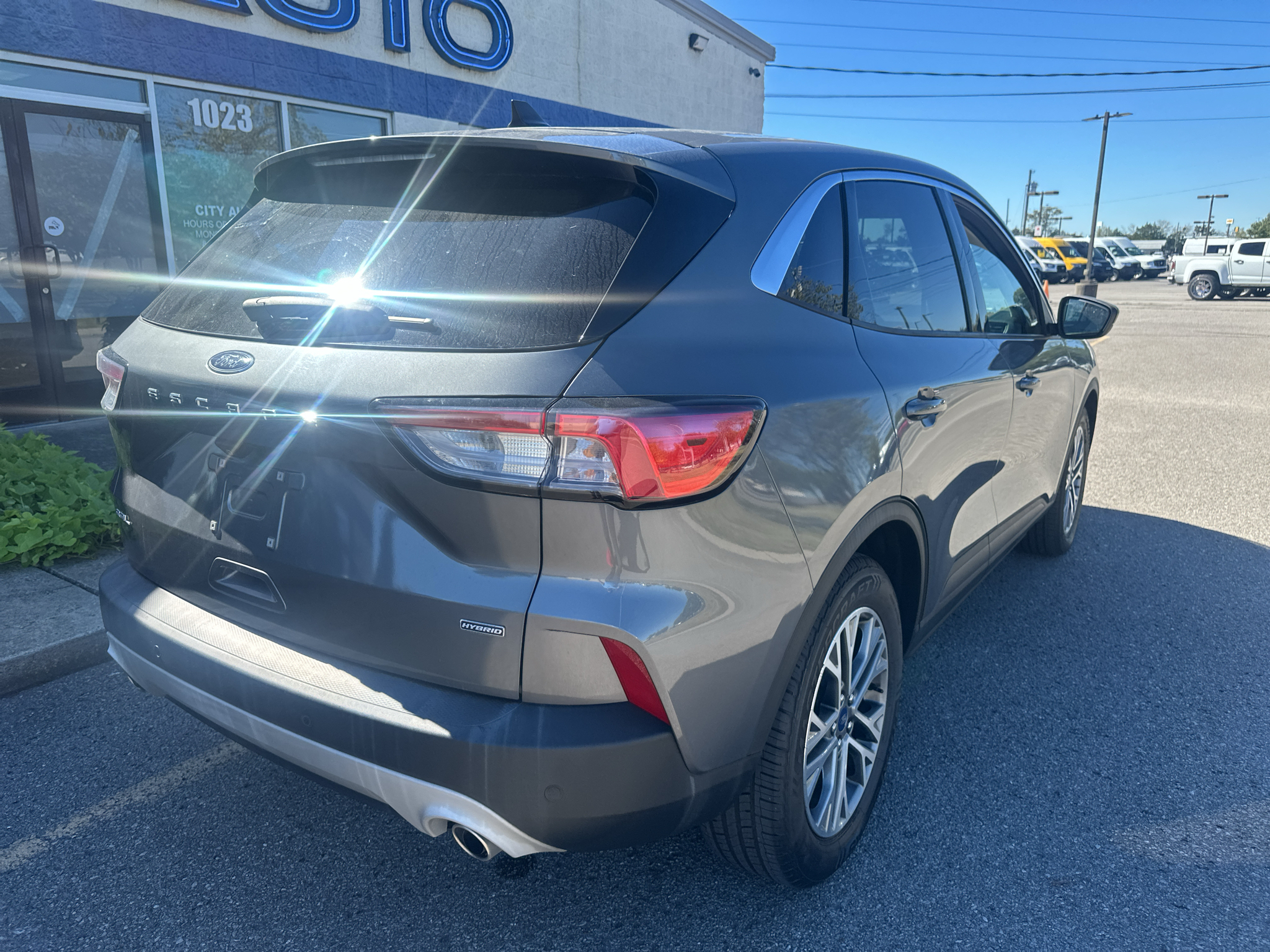 Used 2022 Ford Escape Hybrid SUV